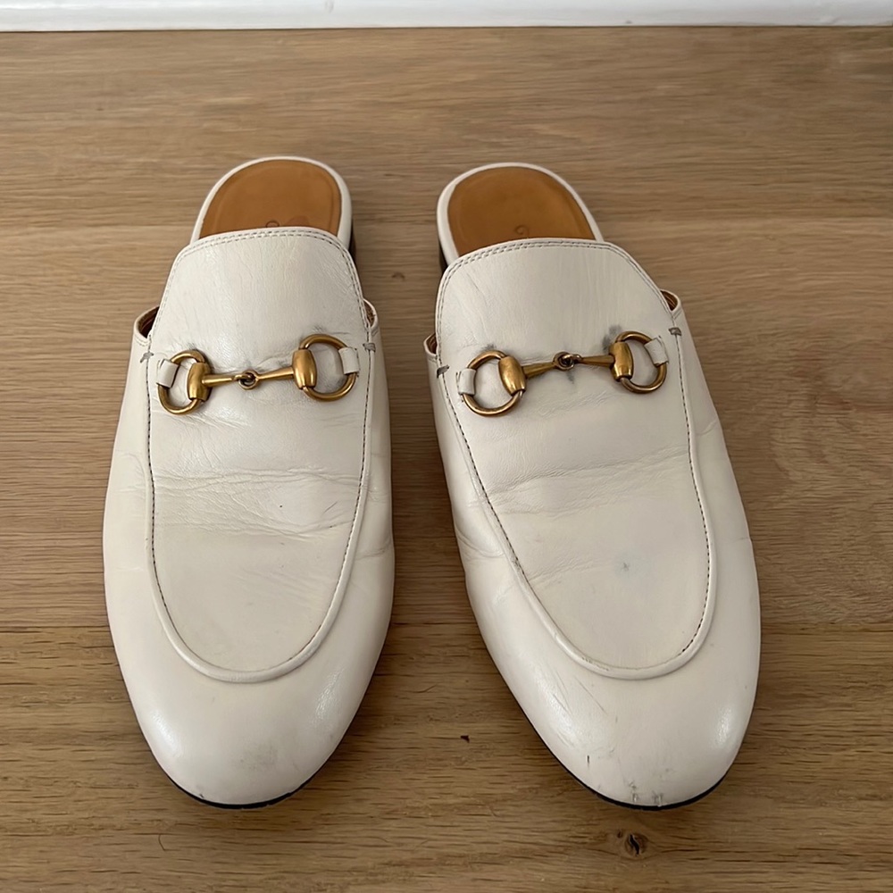 Gucci flats - used, worn